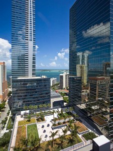 A rooftop garden on the 14th floor is located above the 13-story parking garage and offers views of Biscayne Bay and the surrounding Brickell district.