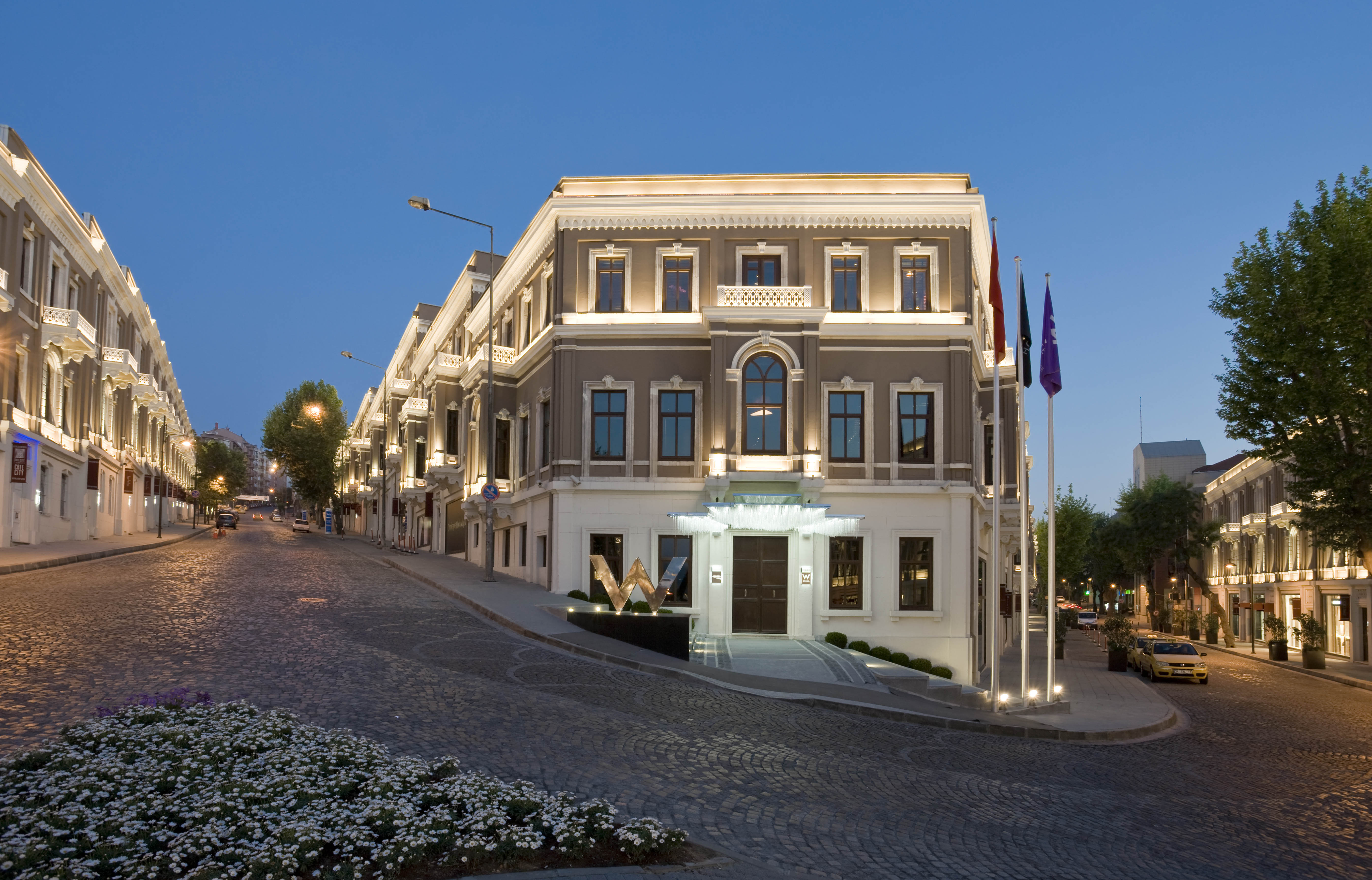 Akaretler Row Houses/W Hotel | ULI Case Studies